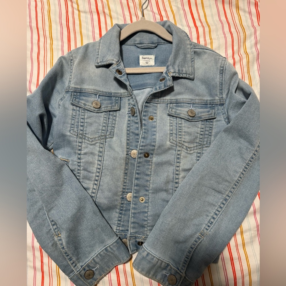 Gap Kids Light Wash Denim Jacket | Youth Large